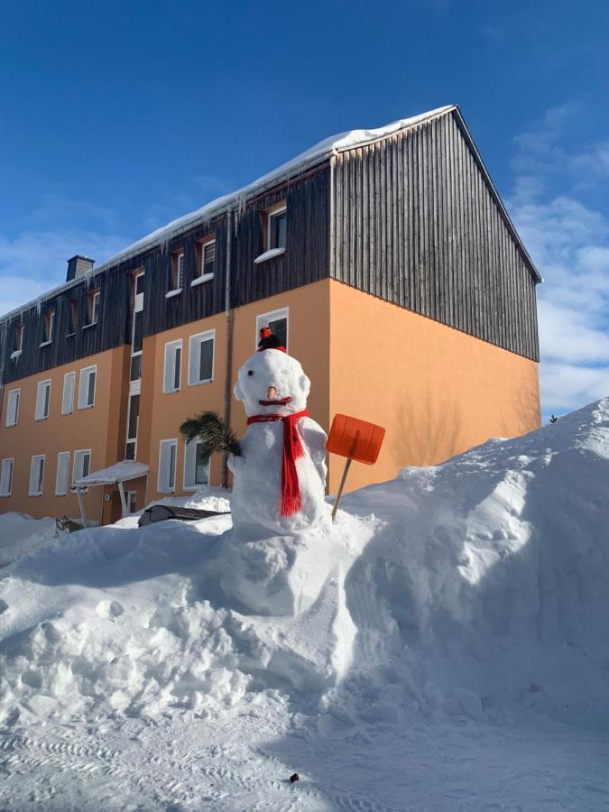Fewo "Am Grenzbach" Kurort Oberwiesenthalアパートメント エクステリア 写真